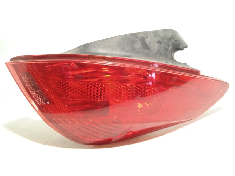 PILOTO TRASERO DERECHO 9680425680 6351CV 