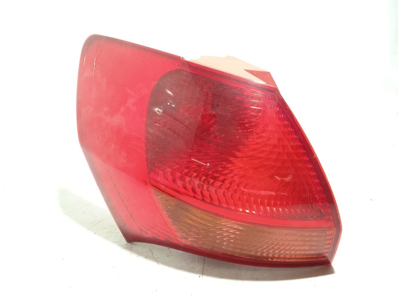 PILOTO TRASERO IZQUIERDO 924011P000 