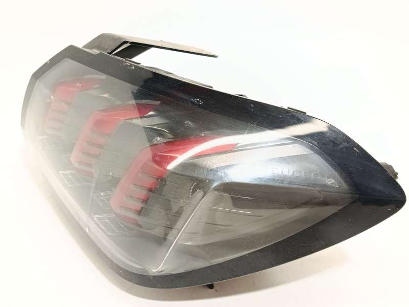 Recambio de piloto trasero derecho para peugeot 208 ii (ub_, up_, uw_, uj_) 1.2 puretech 100 referencia OEM IAM 9823216680  L901 - Gris 3