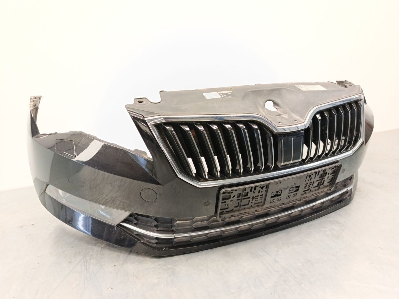 PARAGOLPES DELANTERO 3V0807218B 3V0853653BFOD 
