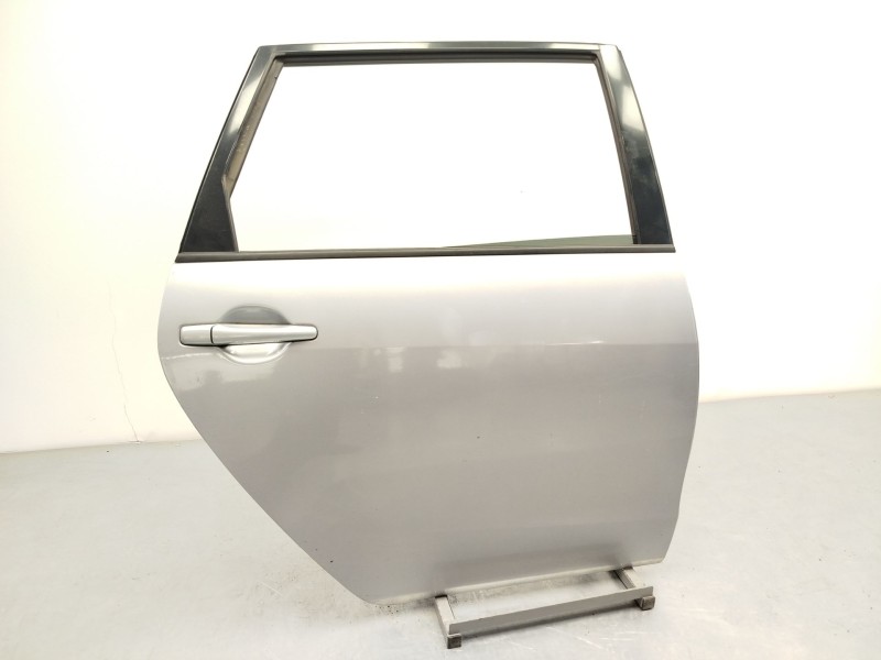 PUERTA TRASERA DERECHA 5730A048 