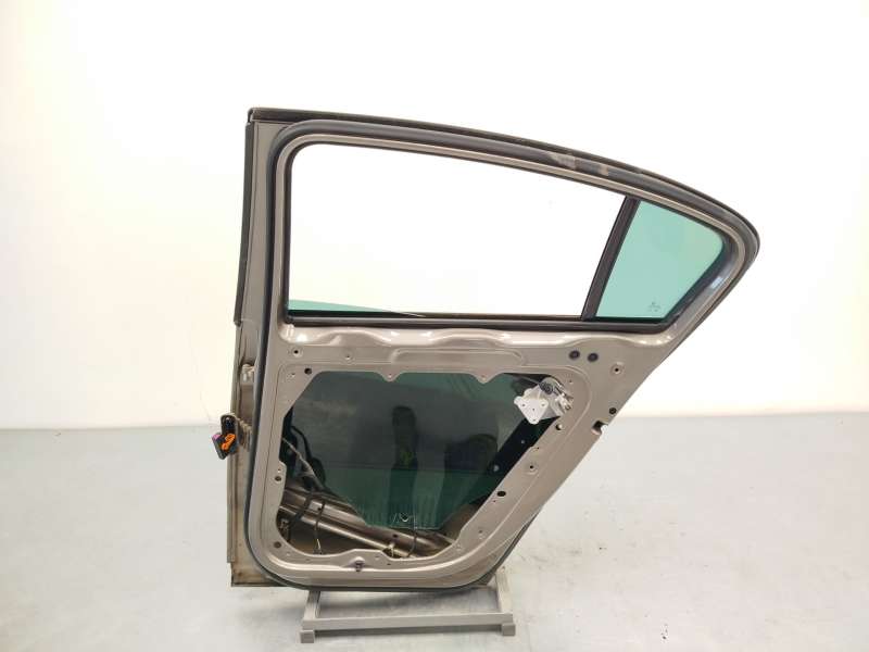 Recambio de puerta trasera derecha para volkswagen passat b7 (362) 1.8 tsi referencia OEM IAM 3AE833056 6