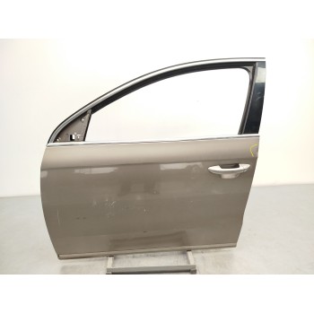 PUERTA DELANTERA IZQUIERDA 3AA831055 