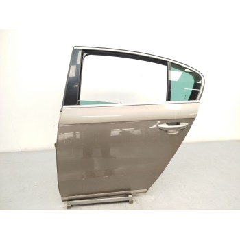 PUERTA TRASERA IZQUIERDA 3AE833055 