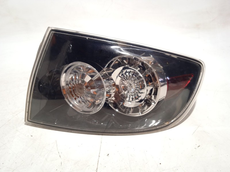 PILOTO TRASERO DERECHO BR5H51150 