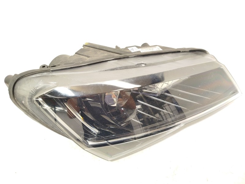 FARO DERECHO 3V1941016B 1ZS01193926