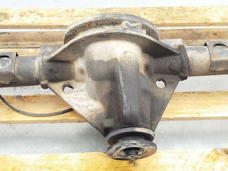 Recambio de puente trasero para iveco daily iv furgoneta 29l10 v referencia OEM IAM 7188791 - Blanco 2