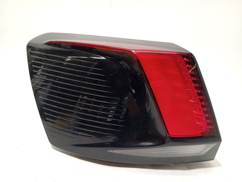 PILOTO TRASERO IZQUIERDO 9810477180 81550101