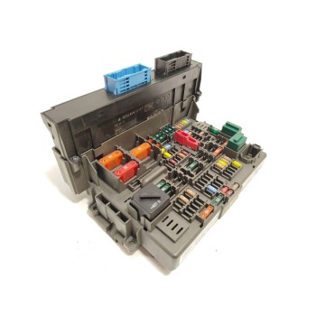 CAJA RELES / FUSIBLES 61149119446 61359187539 