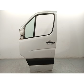 PUERTA DELANTERA IZQUIERDA A9067200005 