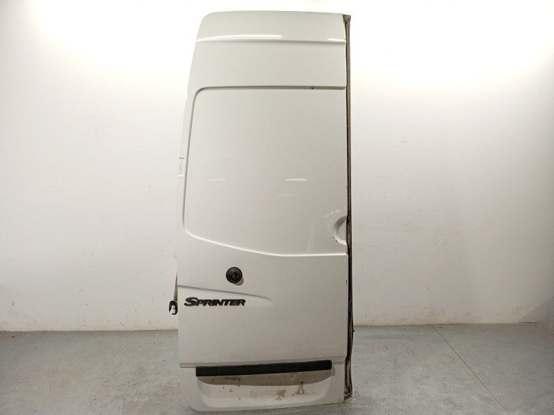 PUERTA TRASERA IZQUIERDA A9067402300 