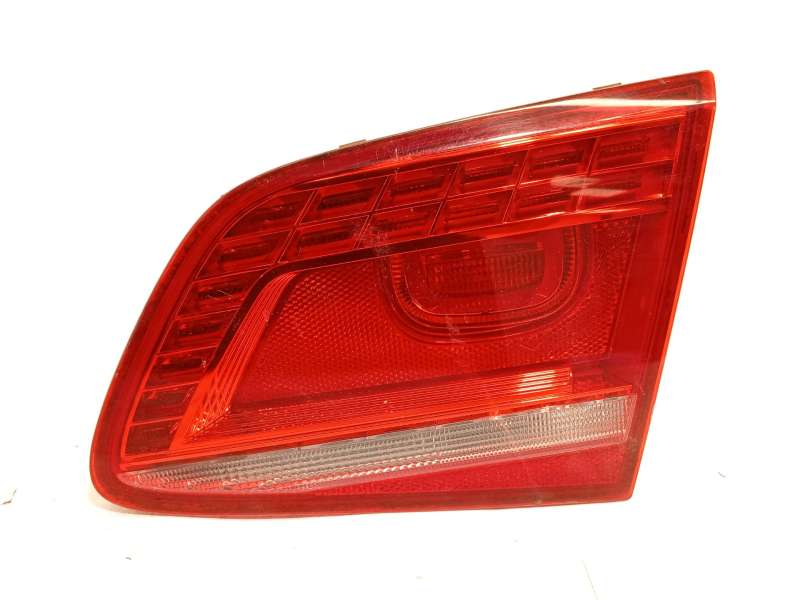 PILOTO TRASERO DERECHO INTERIOR 3AE945308C 