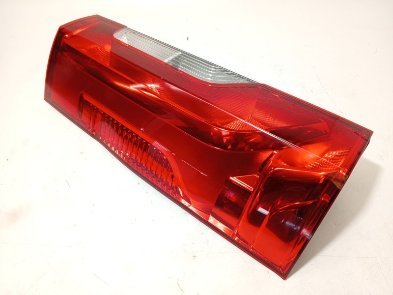 PILOTO TRASERO IZQUIERDO A9108200000 