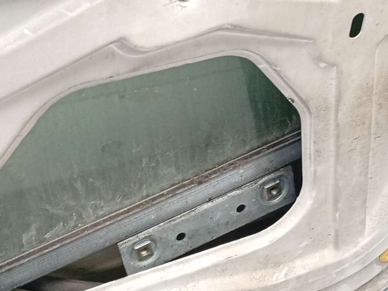 Recambio de puerta delantera izquierda para iveco daily iv furgoneta 29l10 v referencia OEM IAM 99969024 99460119 - Blanco 8