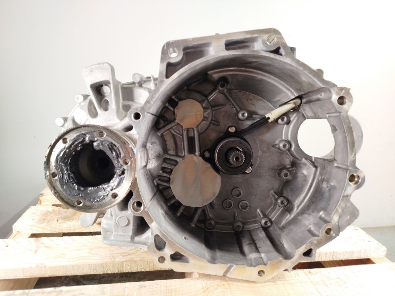 CAJA CAMBIOS VCS 0C9300045R FM6C9013