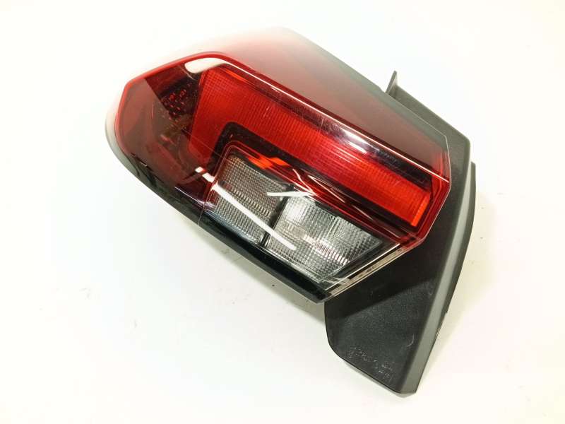 Recambio de piloto trasero izquierdo para opel corsa f (p2jo) 1.2 (68) referencia OEM IAM 9829317380 2