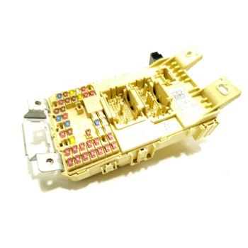 CAJA RELES / FUSIBLES 91958Q0440 