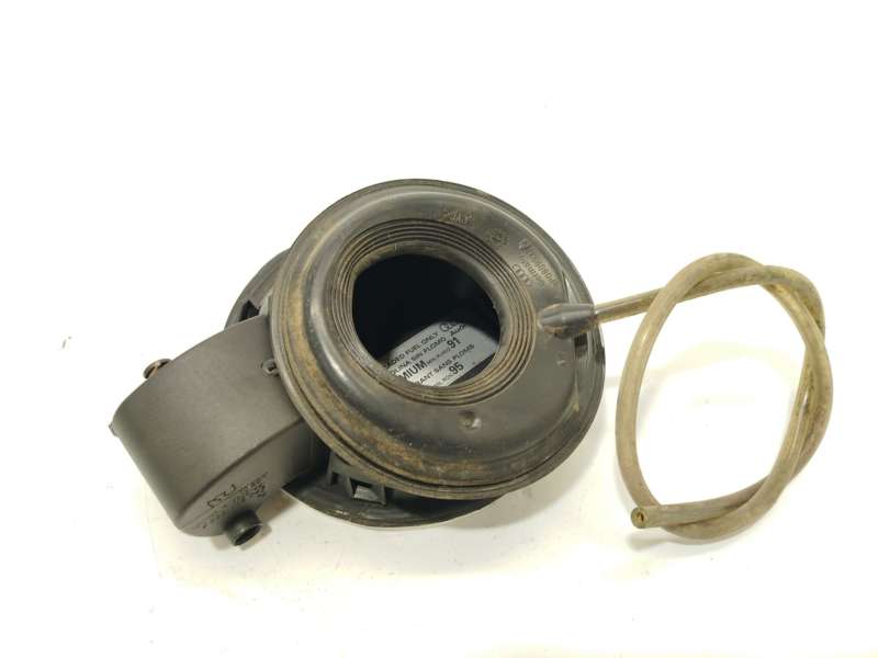 Recambio de tapa exterior combustible para audi a3 (8p1) 1.2 tsi referencia OEM IAM 8P0809999F - Blanco 3
