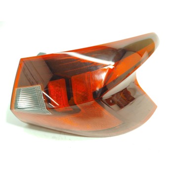 PILOTO TRASERO DERECHO 92402Q0500 