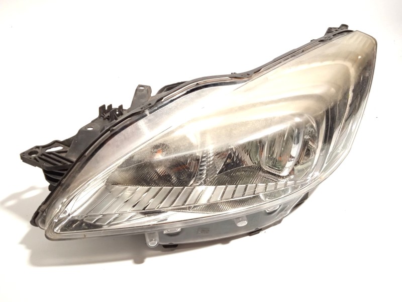 FARO IZQUIERDO 9678393180 89906305