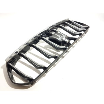 REJILLA DELANTERA NOREF 