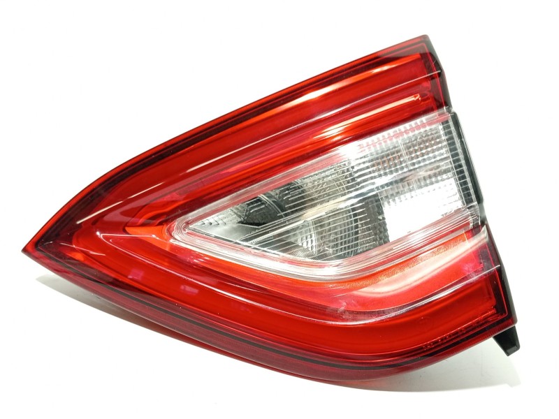 PILOTO TRASERO DERECHO INTERIOR 670100869 06701008690 20680203