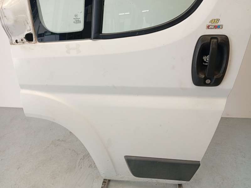 Recambio de puerta delantera izquierda para peugeot boxer furgoneta 2.2 hdi 120 referencia OEM IAM 9002EJ - Blanco 2