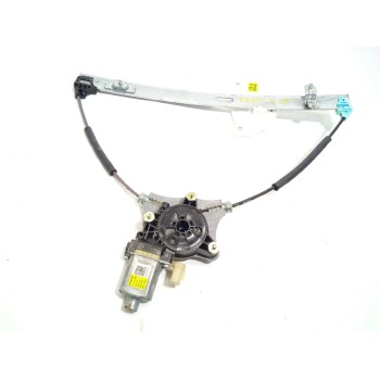 ELEVALUNAS DELANTERO DERECHO 82460H8000 