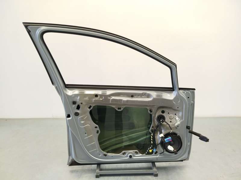 Recambio de puerta delantera izquierda para volkswagen  golf viii 1.5 referencia OEM IAM 5H4831055K - Plata 4
