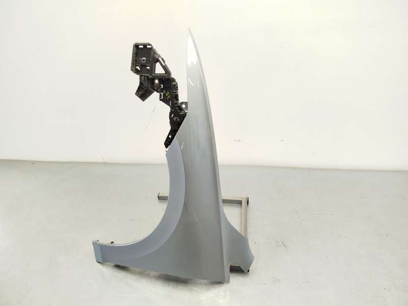 Recambio de aleta delantera izquierda para volkswagen  golf viii 1.5 referencia OEM IAM 5H0821021F - Plata 2