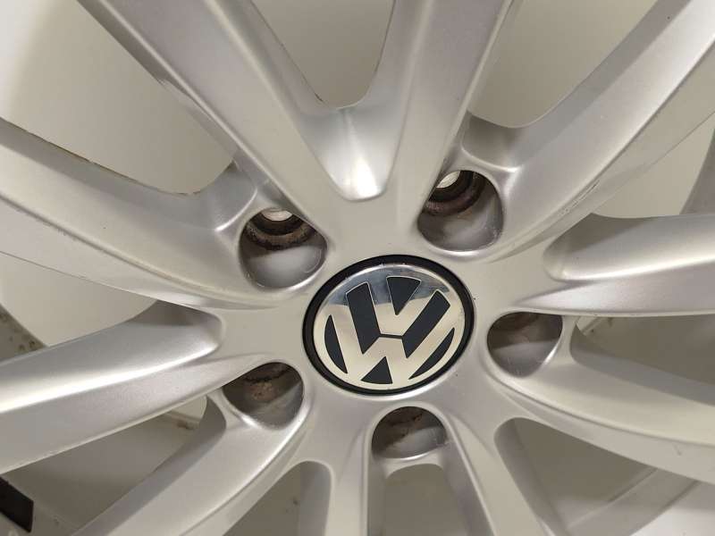 Recambio de llanta para volkswagen passat b7 (362) 1.8 tsi referencia OEM IAM 3AA601025C8Z8 4
