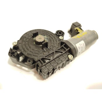 MOTOR TECHO ELECTRICO A2057804800 402795A 0390200122