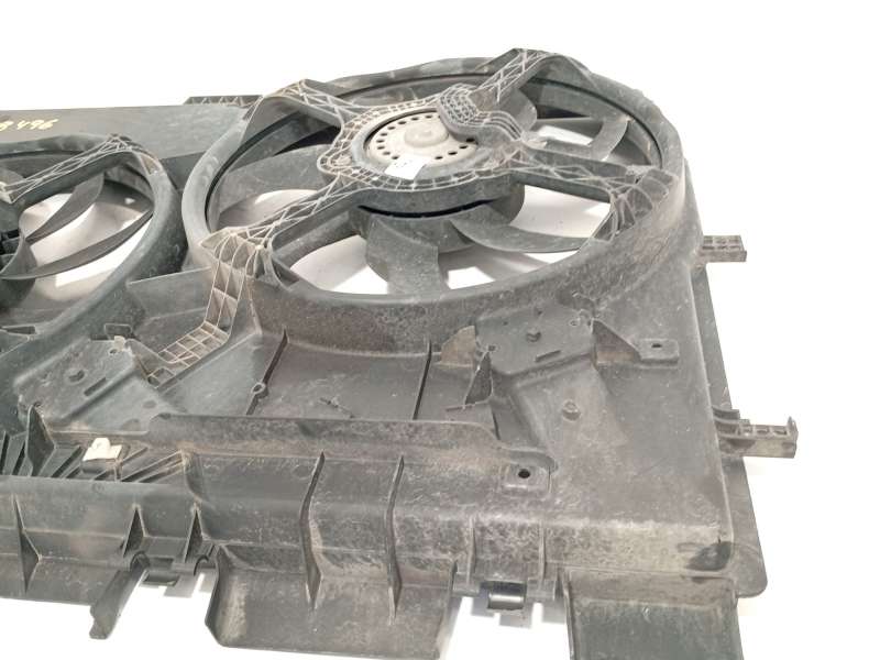 Recambio de electroventilador para peugeot boxer furgoneta 2.2 hdi 120 referencia OEM IAM 1365649080 1250H9 - Blanco 3