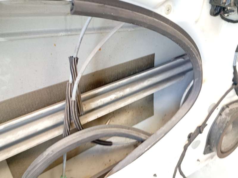 Recambio de puerta delantera izquierda para mini mini (r50, r53) cooper referencia OEM IAM 41515A2A3A1 - Crema 5