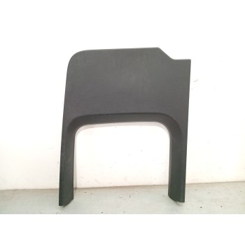 GUARNECIDO PUERTA TRASERA DERECHA A9077403800 A90774038009051 