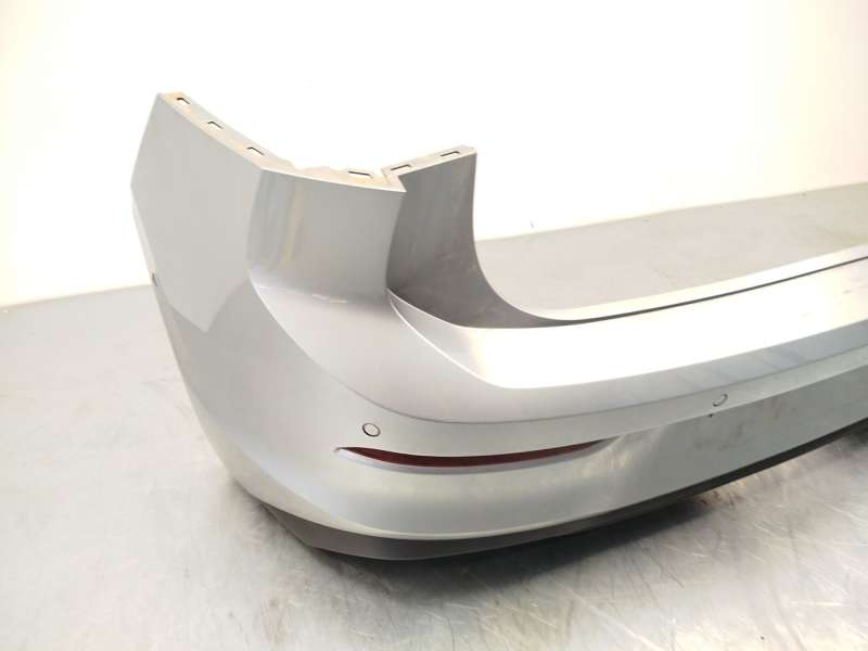 Recambio de paragolpes trasero para volkswagen  golf viii 1.5 referencia OEM IAM 5H6807417AFGRU - Plata 3