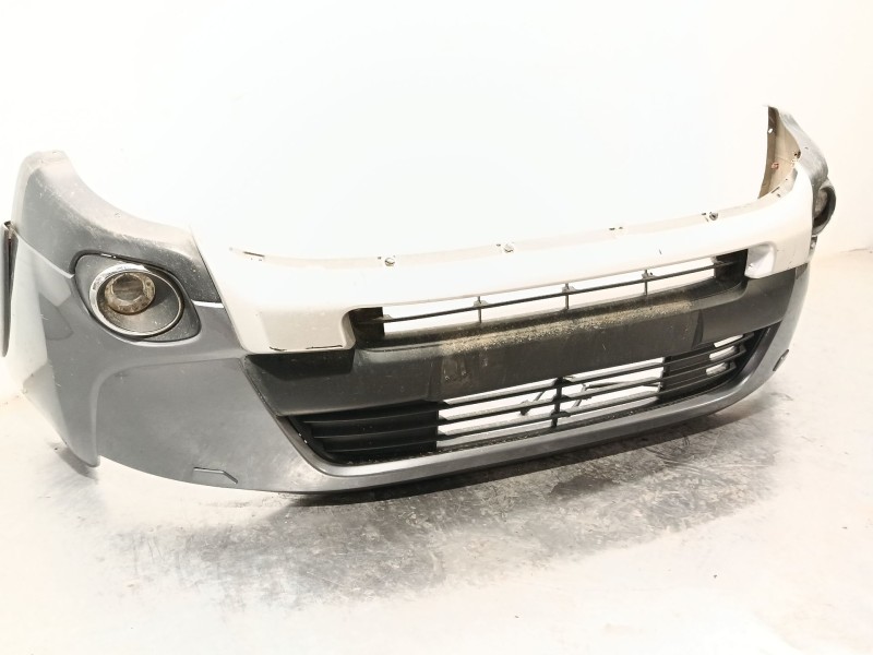 PARAGOLPES DELANTERO 6400G281 