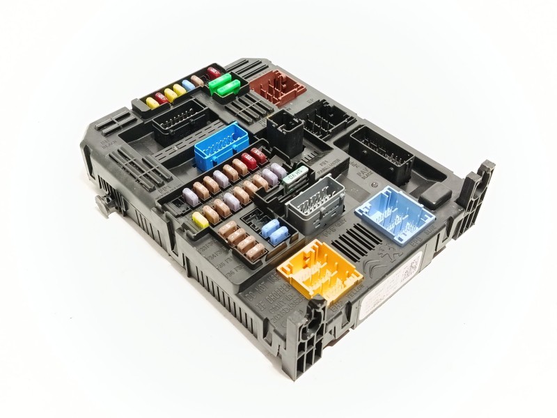 CAJA RELES / FUSIBLES 9855665280 28799352