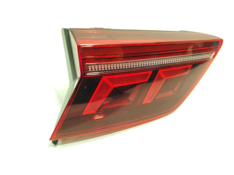 PILOTO TRASERO IZQUIERDO INTERIOR 5NA945307H 