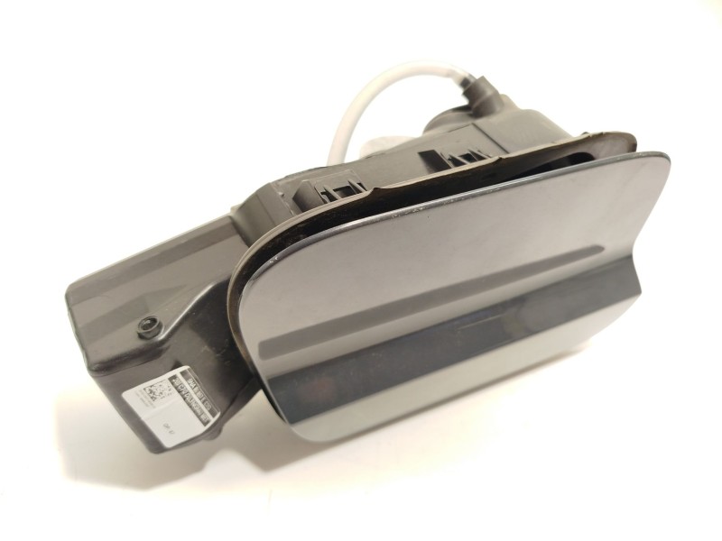 TAPA EXTERIOR COMBUSTIBLE 5NA809857EGRU 