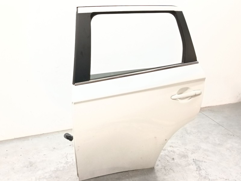 PUERTA TRASERA IZQUIERDA 5730B389 