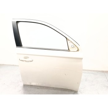 PUERTA DELANTERA DERECHA 5700B672 