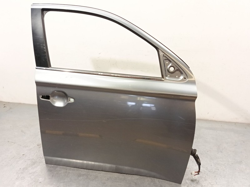 PUERTA DELANTERA DERECHA 5700B672 