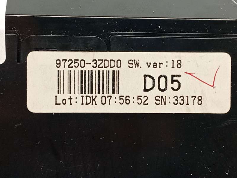 Recambio de mando climatizador para hyundai i40 i (vf) 1.7 crdi referencia OEM IAM 972503ZDD0 972503ZDD0PD5 - Azul 7