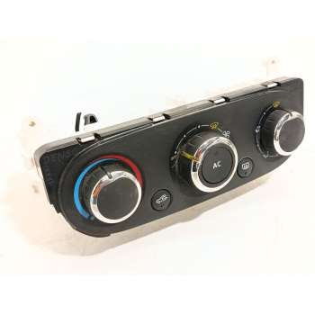 MANDO CLIMATIZADOR 275101687R 5R5841100