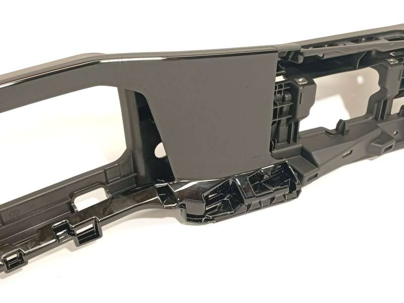 Recambio de embellecedor para volkswagen  golf viii 1.5 referencia OEM IAM 5H1858019D1QB 5H1857211D041 - Plata 3
