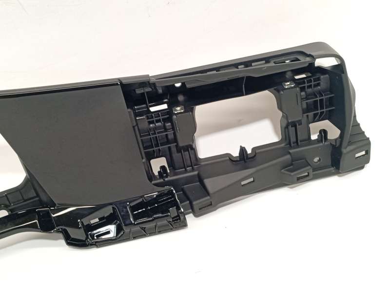 Recambio de embellecedor para volkswagen  golf viii 1.5 referencia OEM IAM 5H1858019D1QB 5H1857211D041 - Plata 4