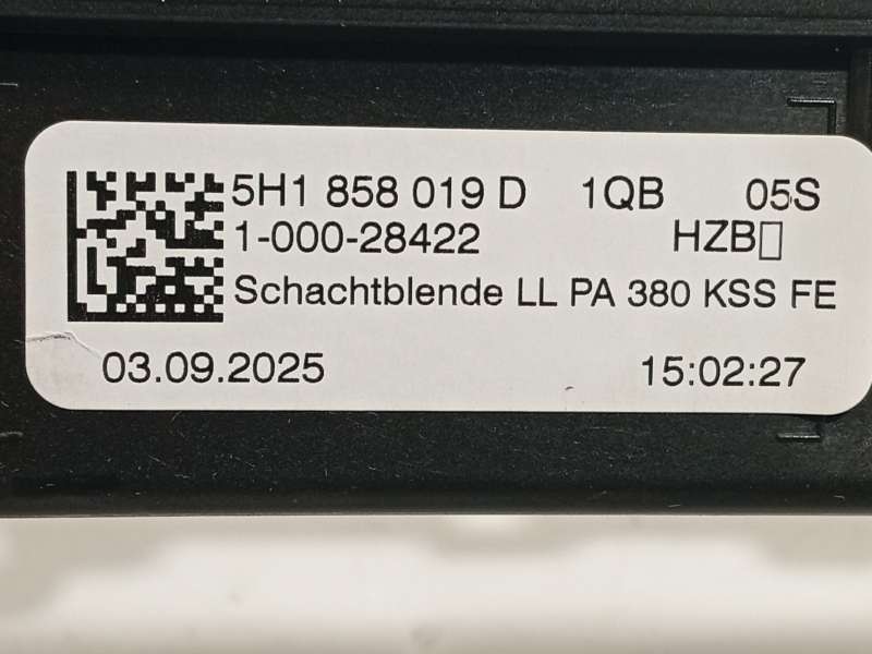 Recambio de embellecedor para volkswagen  golf viii 1.5 referencia OEM IAM 5H1858019D1QB 5H1857211D041 - Plata 6