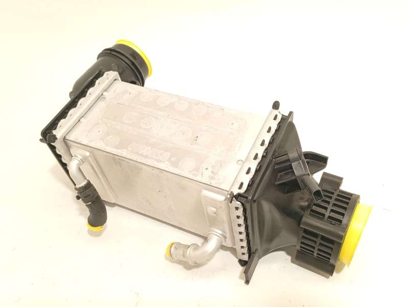 Recambio de intercooler para volkswagen  golf viii 1.5 referencia OEM IAM 04E145785P - Plata 3