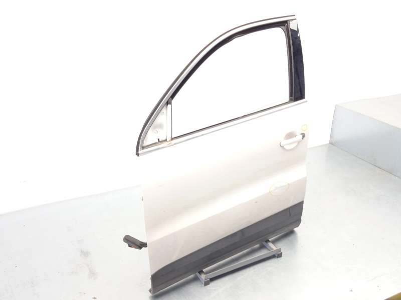 Recambio de puerta delantera izquierda para volkswagen tiguan (5n_) 2.0 tfsi 4motion referencia OEM IAM 5N0831055B - Blanco 2